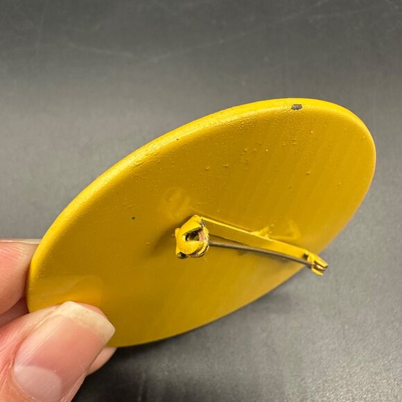 Vintage Brooch Pin 1960s Atomic Moon Orange Yellow Cut Out Dots Metal Enamel - Picture 6 of 9